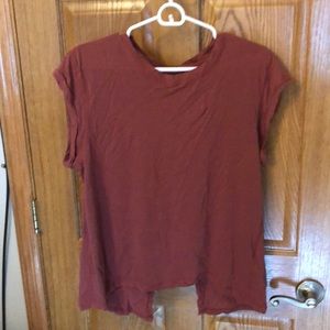 Women’s active T-shirt